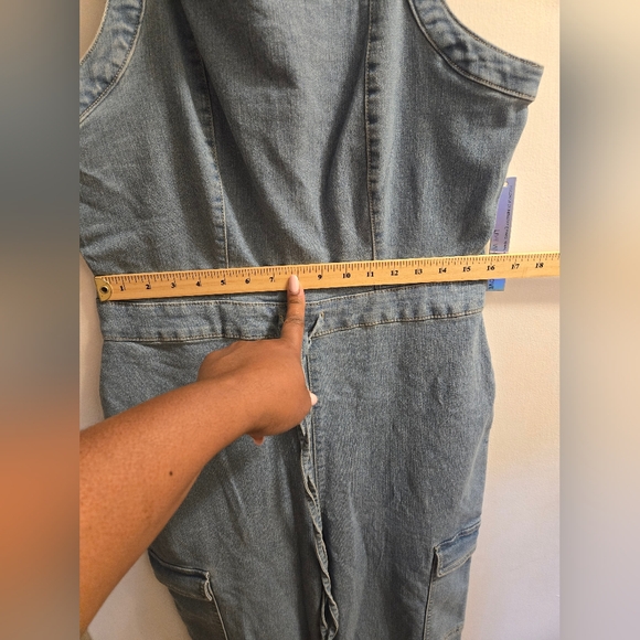 Tinseltown Belted Denim Jumpsuit with Zip and Pockets Square Neck Sleeveless XXL - Picture 9 of 15